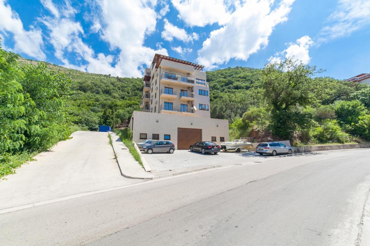 Welcome Apartments Petrovac エクステリア 写真